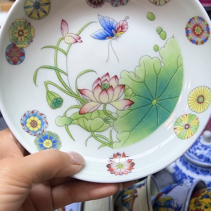 景德镇陶瓷艺术研究院