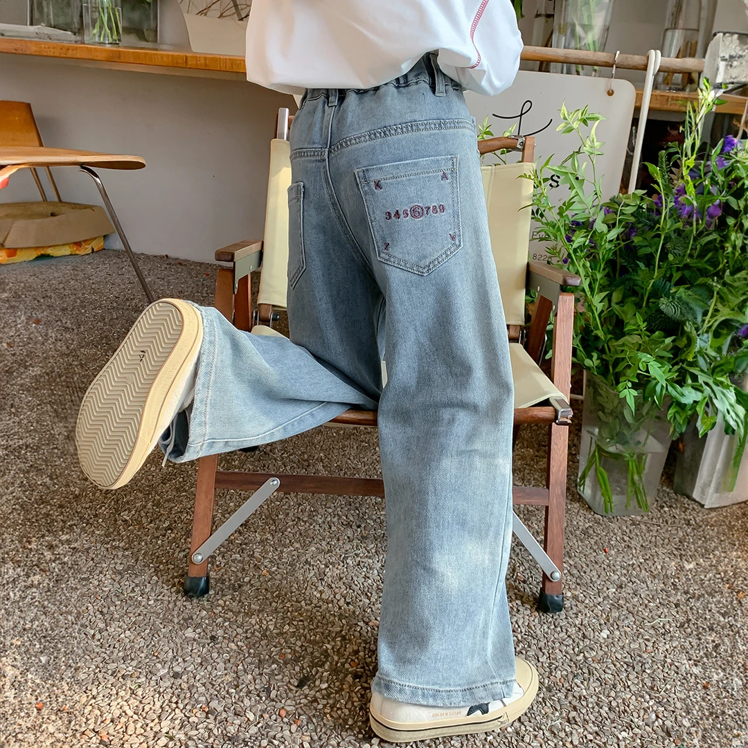 女童春款牛仔裤2025春季新款儿童韩版宽松刺绣中大童牛仔裤Q13011