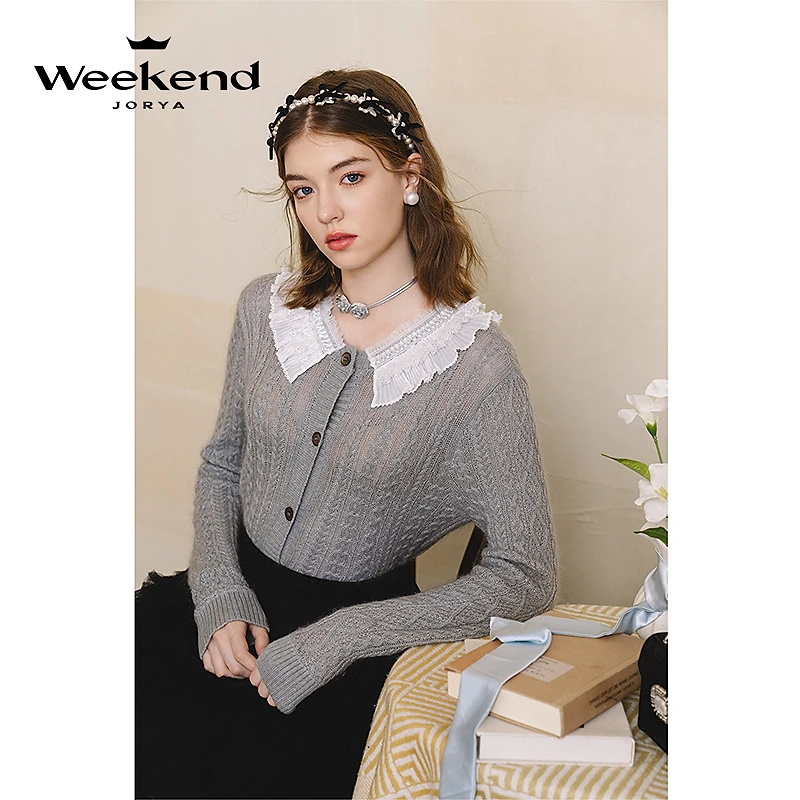 卓雅周末2024秋季新款俏丽蕾丝领扭花荷叶边马海毛针织衫Q240317A