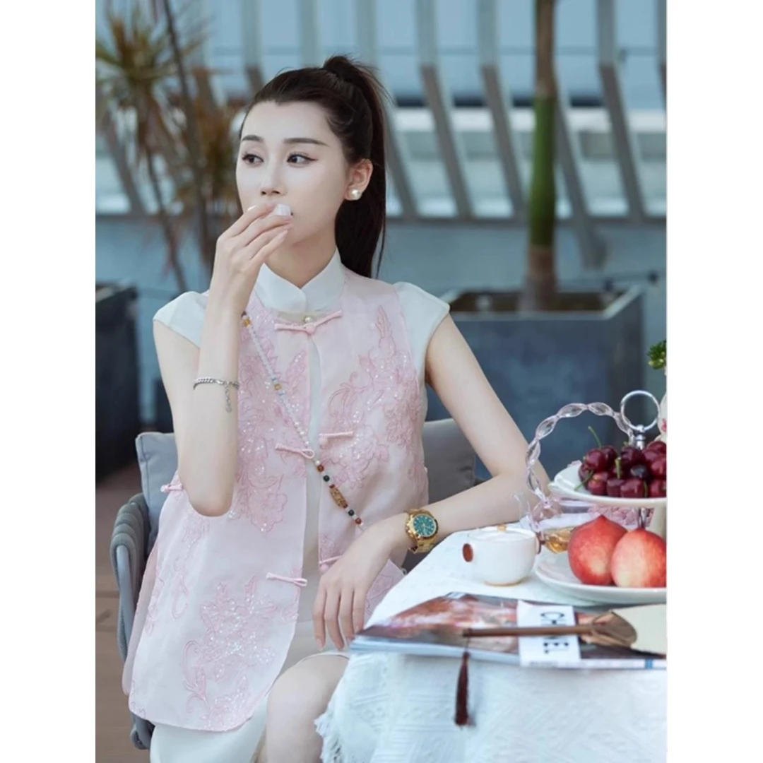 新中式国风高端女装复古盘扣上衣设计感小众洋气减龄粉色马甲夏季