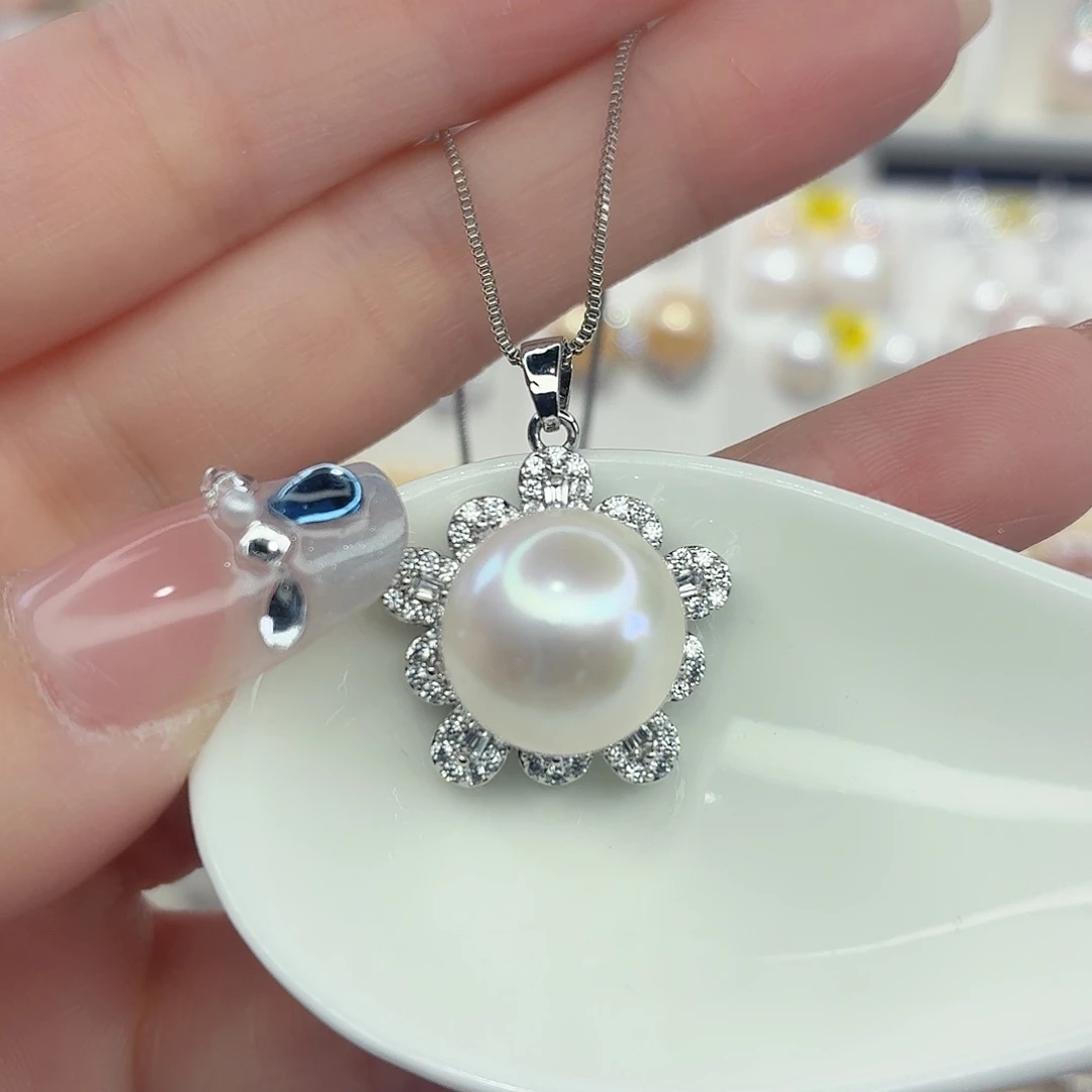 淡水珍珠合金颈饰