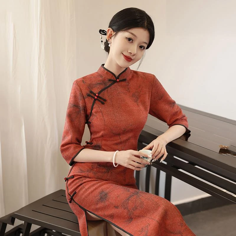 FAVMARTHA长款改良旗袍新款2025新款年轻款女复古修身中袖日常可