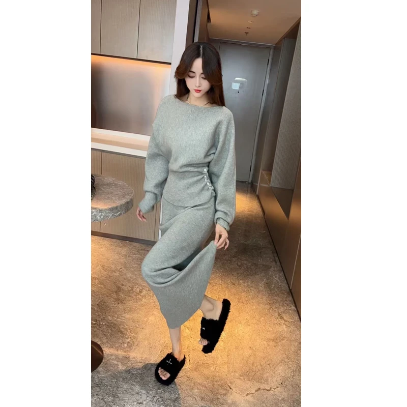 名媛风气质洋气一字领侧面收褶针织上衣女中长款一步裙半身裙套装