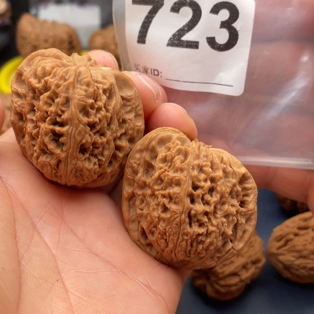 把件文玩核桃南疆异形40