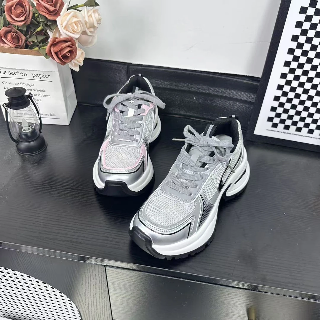 春季新品经典时尚百搭休闲老爹女鞋气质软底冷粘工艺808-5