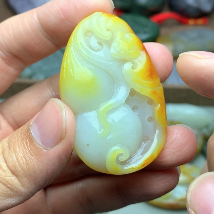 【闪购商品】颈饰未镶嵌和田玉