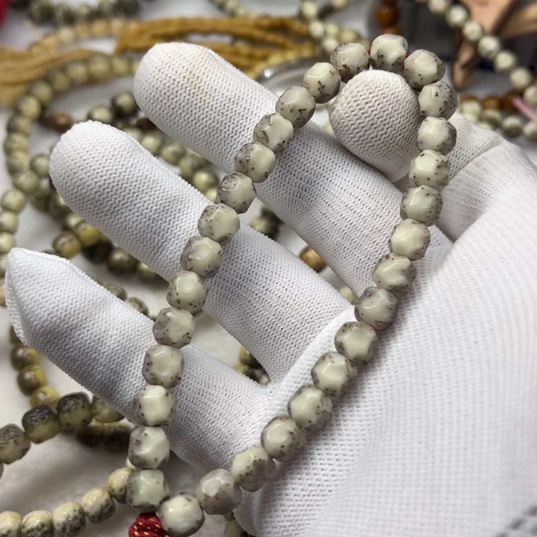 星月菩提吊坠玉化无相手持