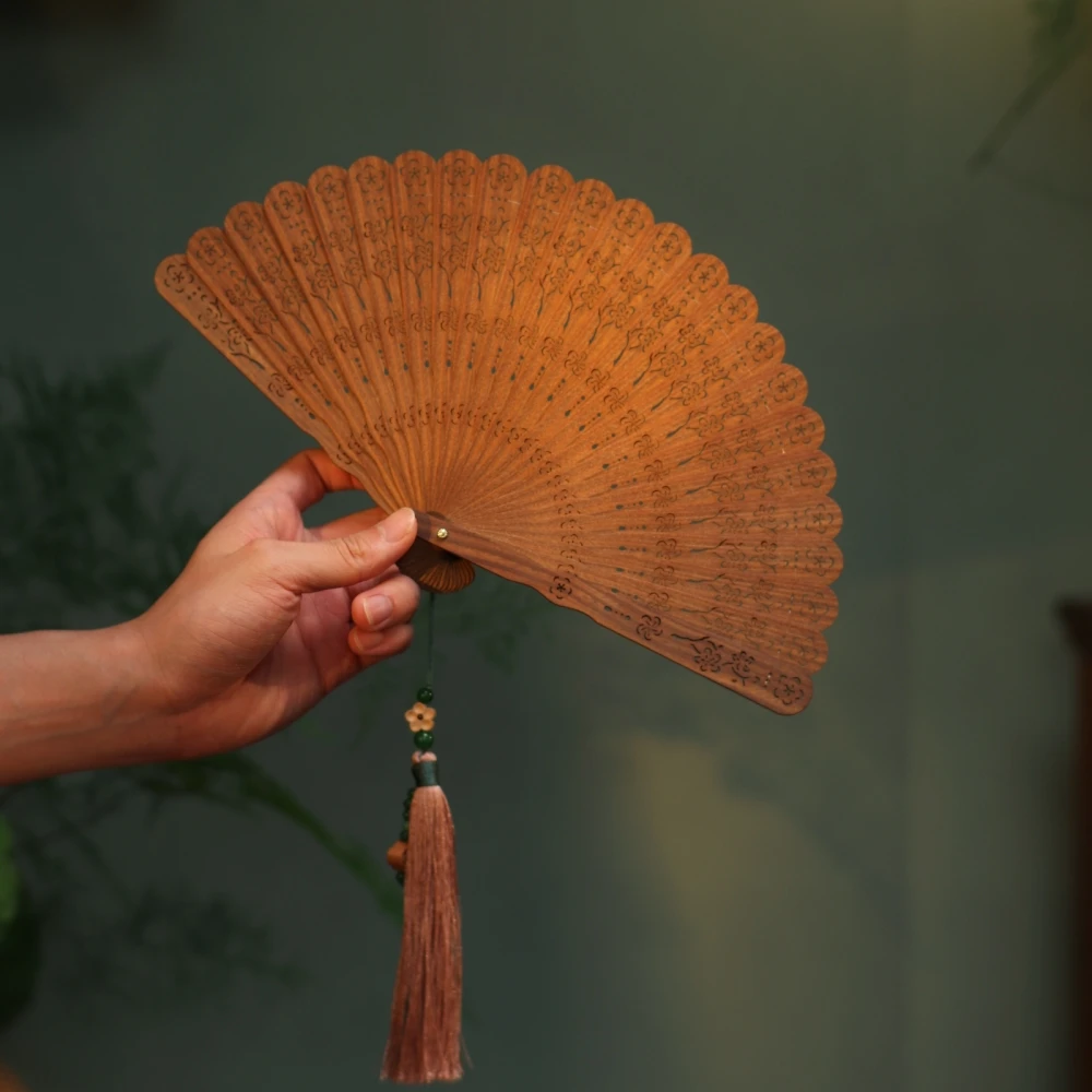 隐木【暗香】纯天然绿檀木扇子梅花纹中式家居饰品摆件纯手工