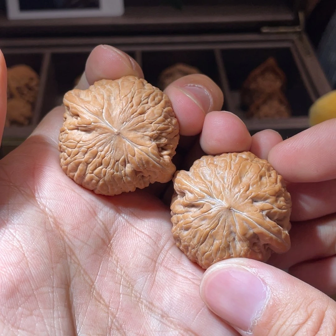 文玩核桃吊坠爱***祥铁锤