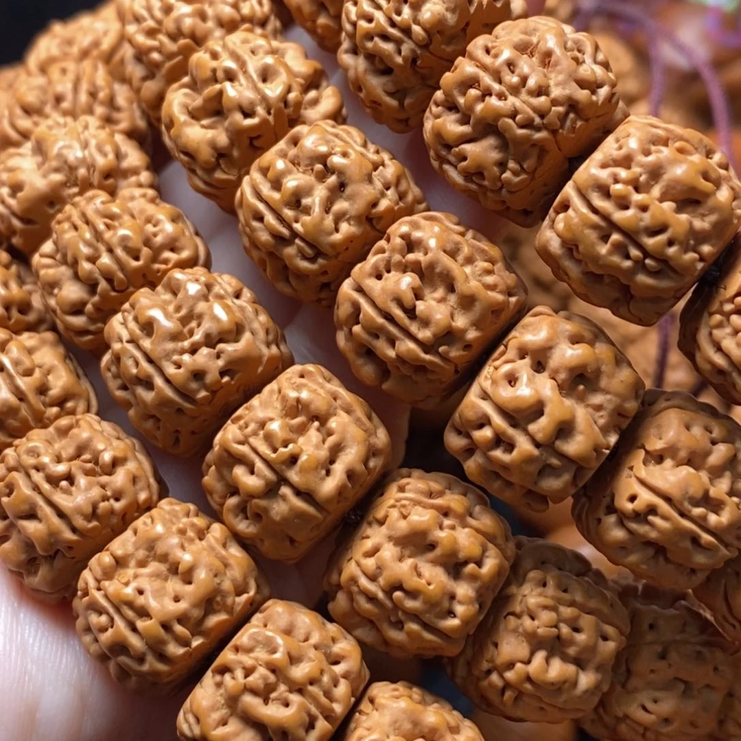 吊坠猴头核桃橄榄