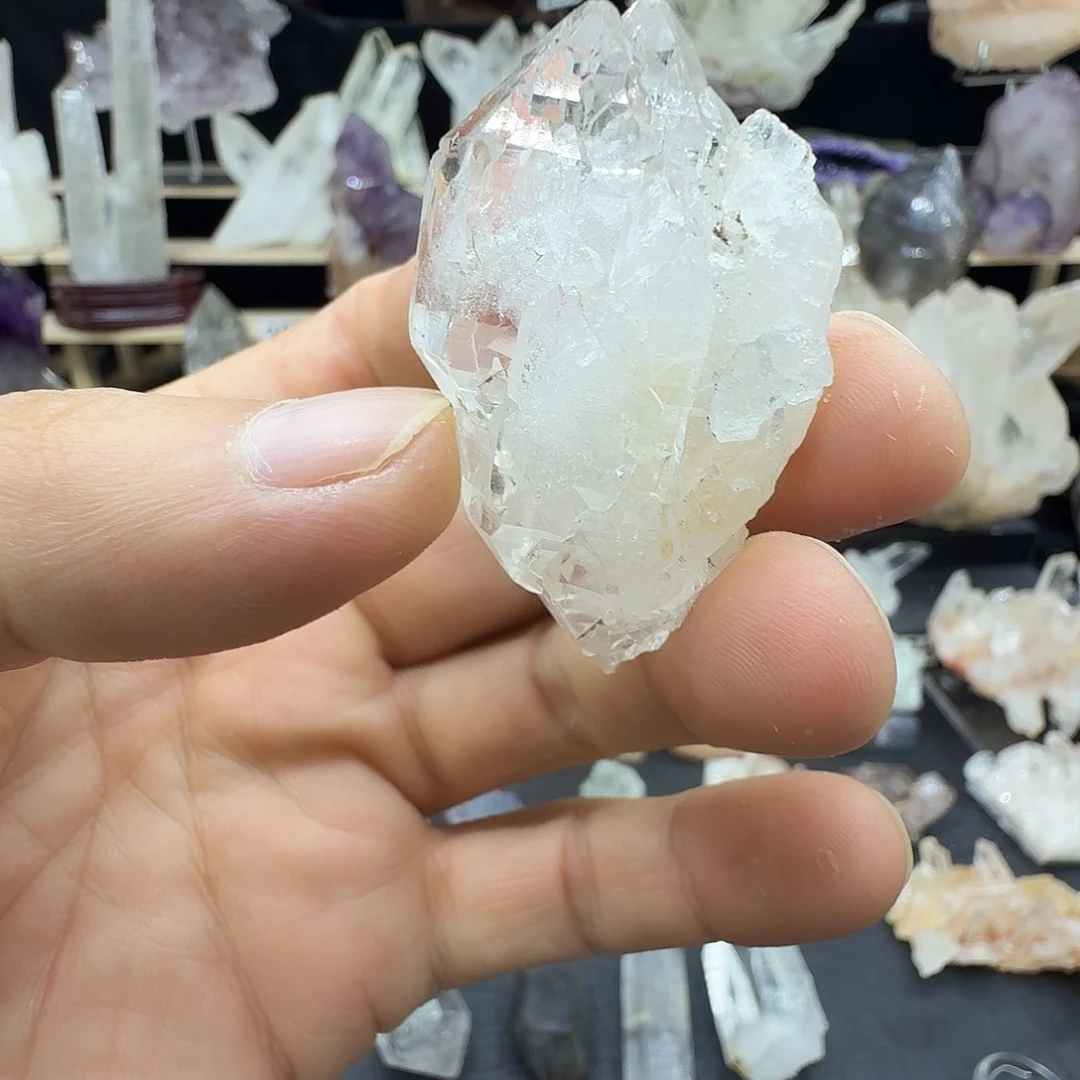夏***闪石材天然水晶摆件