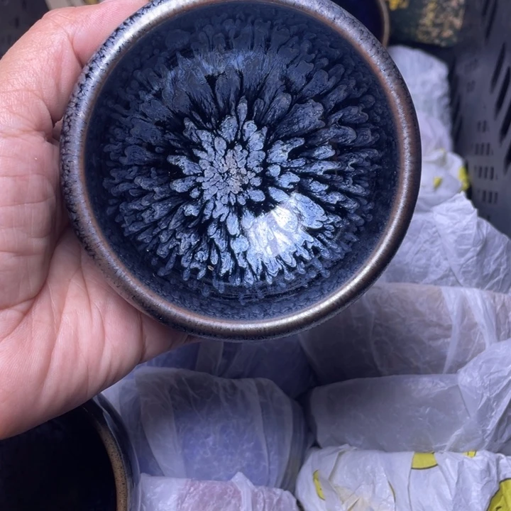茶盏我不会让自己太失望