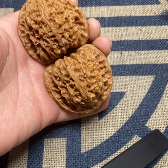 吊坠文玩核桃南疆全品46