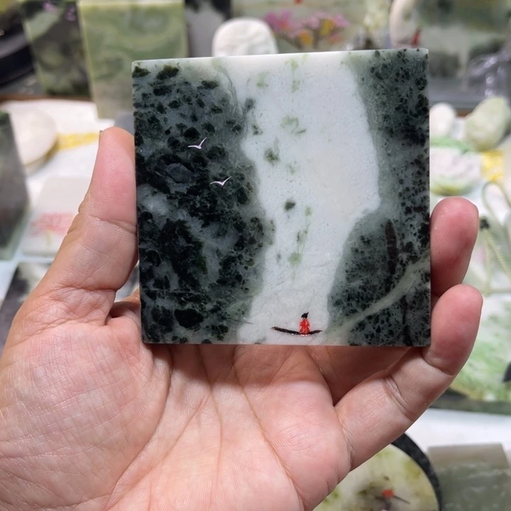 独山玉未镶嵌颈饰