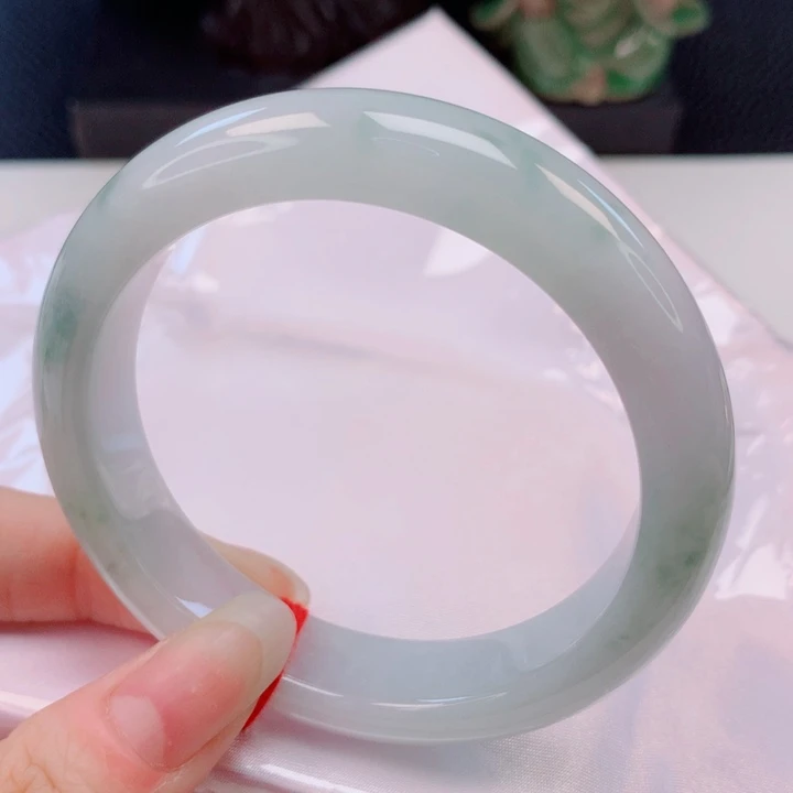 翡翠未镶嵌手镯55圈