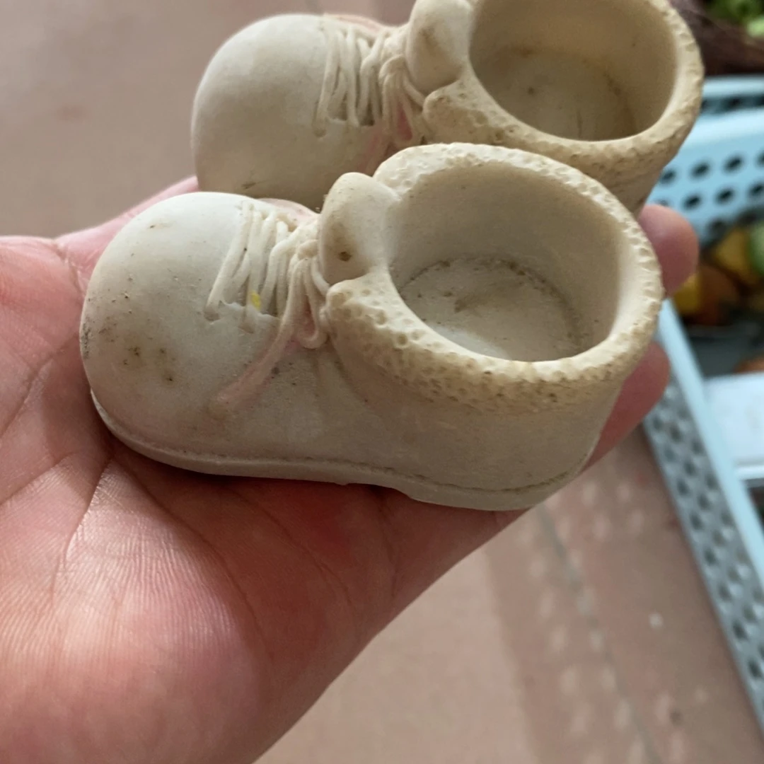 玛***.树脂默认微瑕 树脂摆件