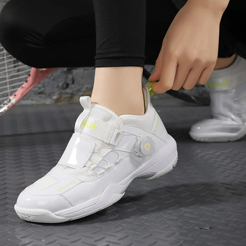 男女春夏季透气专业时尚轻便男女款防滑官方正版羽毛球鞋男