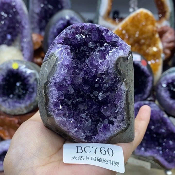 水晶未镶嵌大型摆件（非配饰）