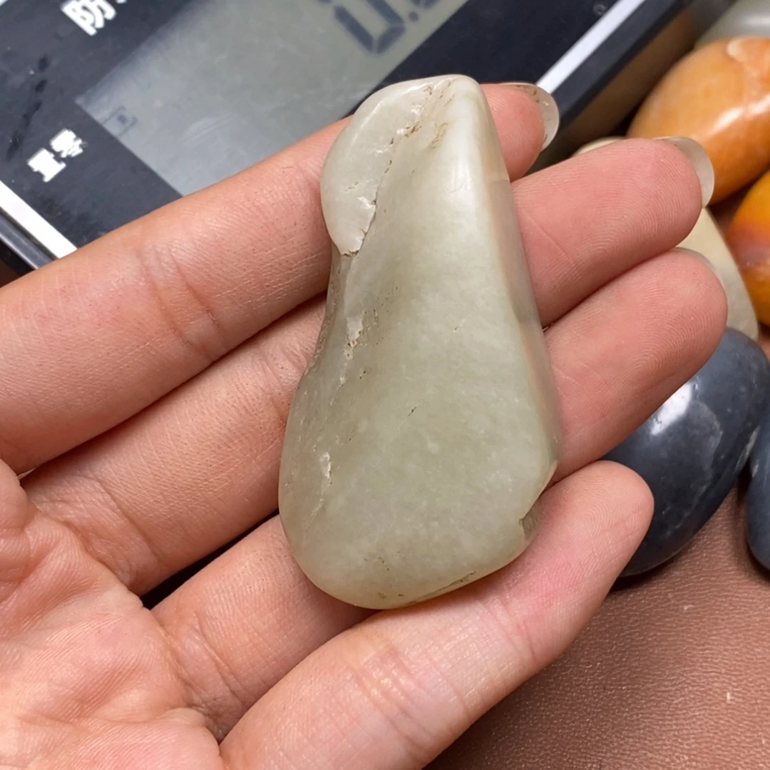 和田玉（糖玉）未镶嵌挂件