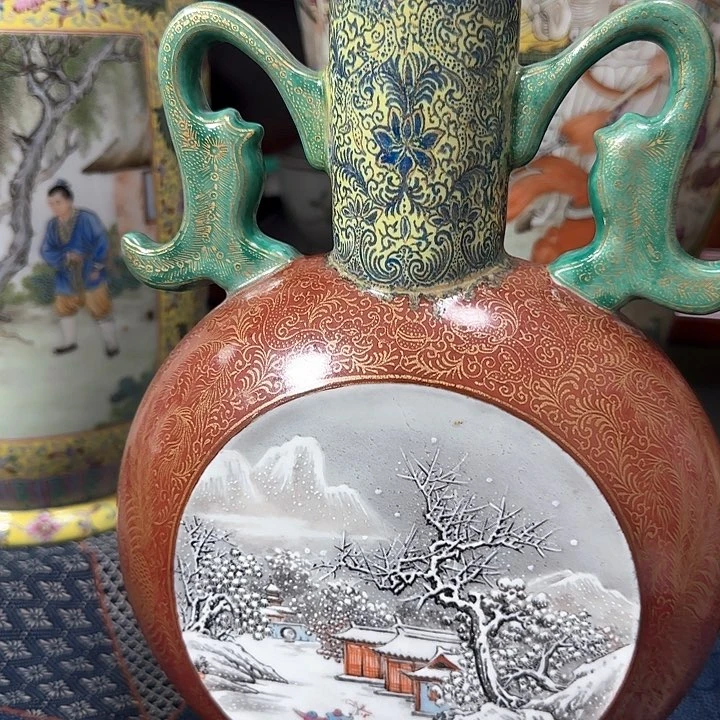 龙***格景德镇陶瓷艺术品