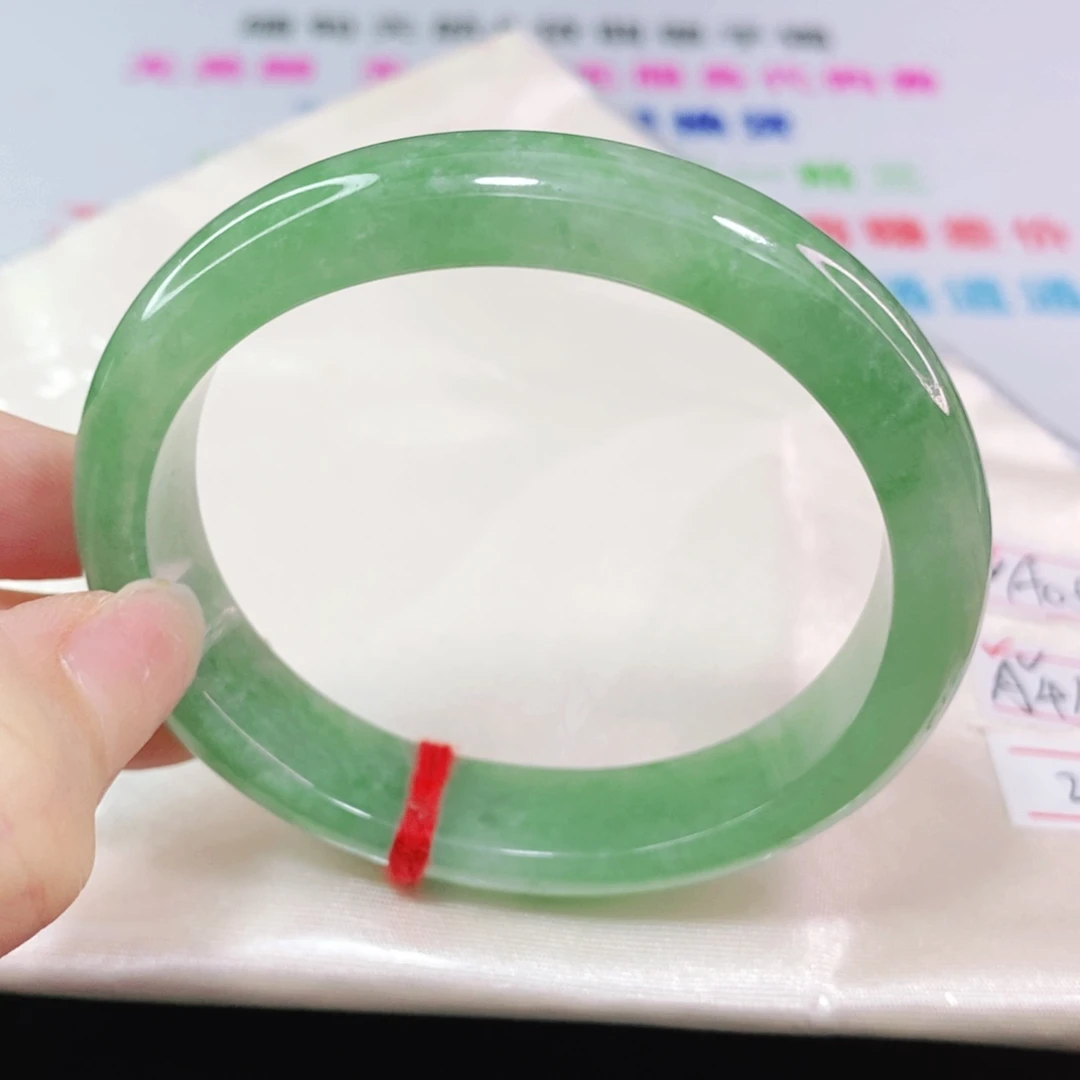 翡翠手镯未镶嵌53.8 贵妃