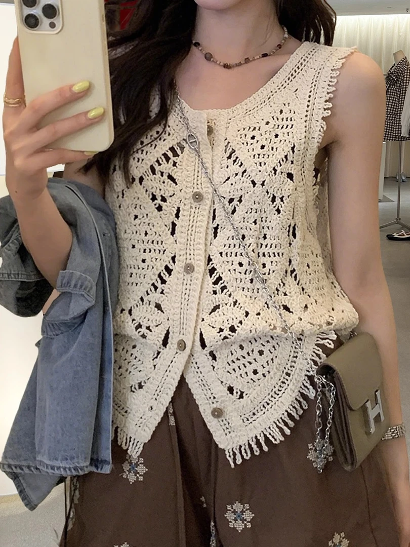 韩系复古薄款镂空钩花设计时尚减龄排扣开衫无袖针织背心上衣