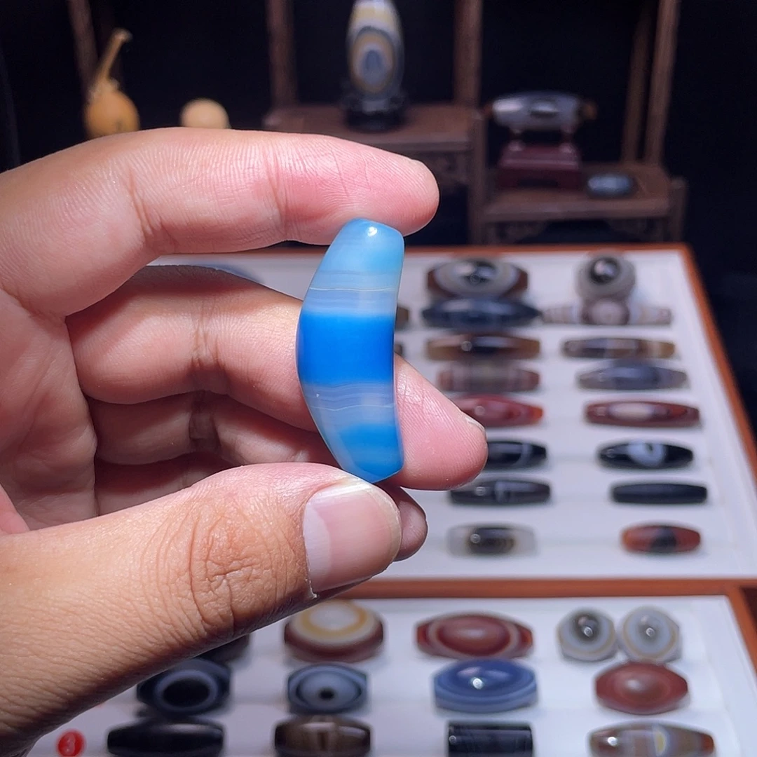 九***王玛瑙/玉髓未镶嵌吊坠(赠链)