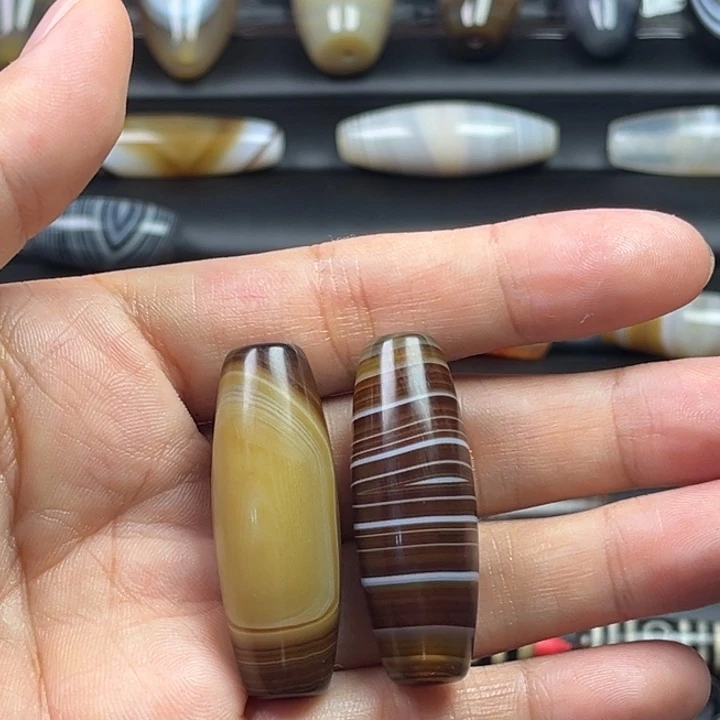 五***山玛瑙/玉髓未镶嵌颈饰