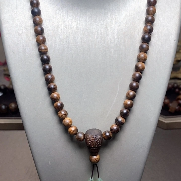 沉香手串越南富森红土瘤疤06×108➕三通沉香木雕