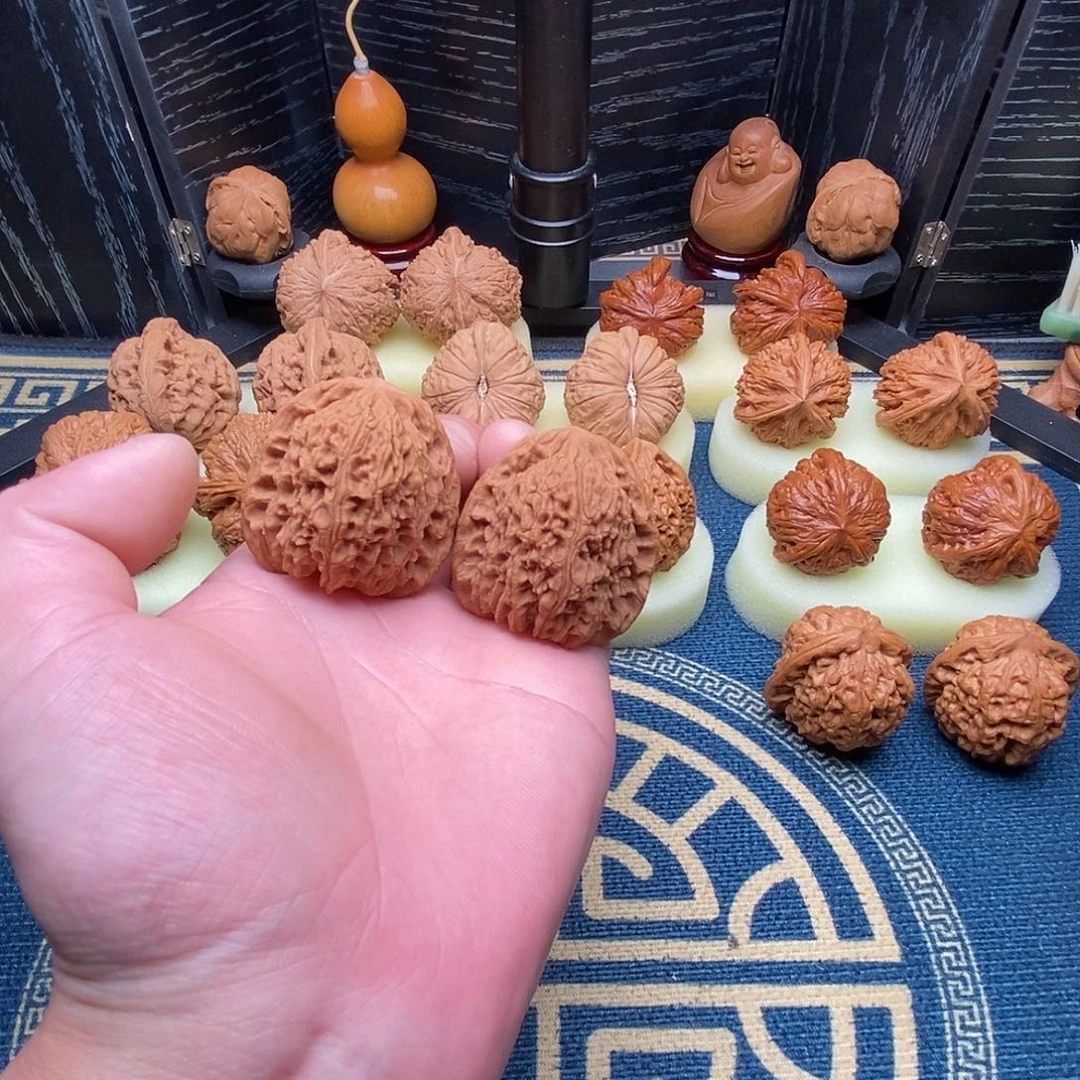 文玩核桃吊坠南疆石41尺