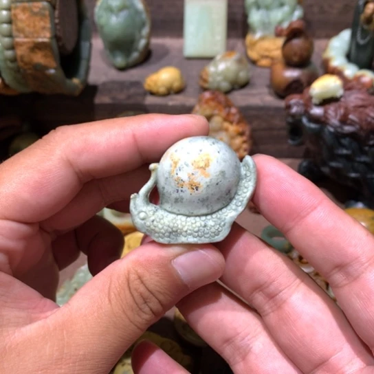 岫岩河磨玉（透闪石质玉）未镶嵌把件