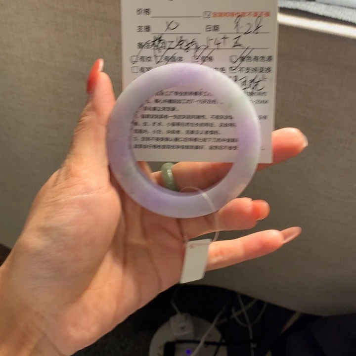 喜***儿定制翡翠未镶嵌翡翠手镯