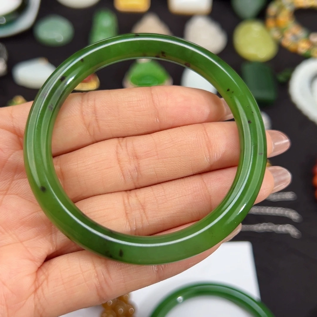 混***球和田玉（碧玉）未镶嵌手镯美人镯54.5圈