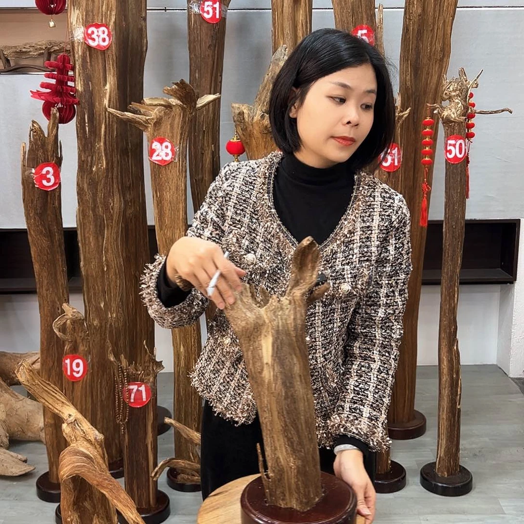 沉香摆件水*人沉香摆件