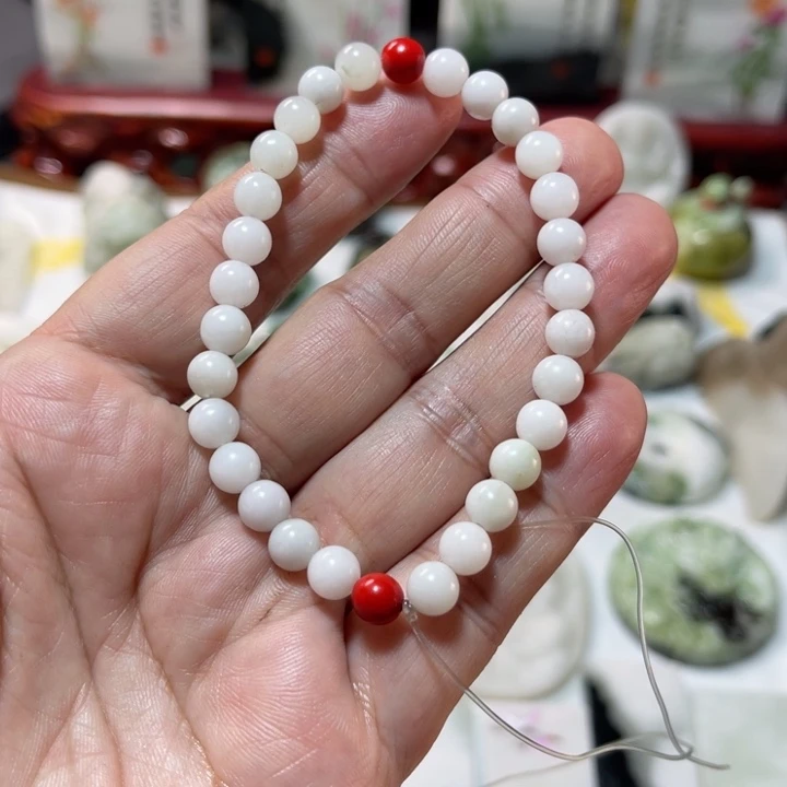 独山玉未镶嵌颈饰