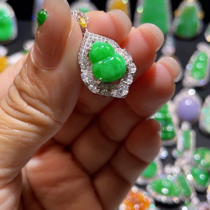 翡翠银S925镶嵌颈饰