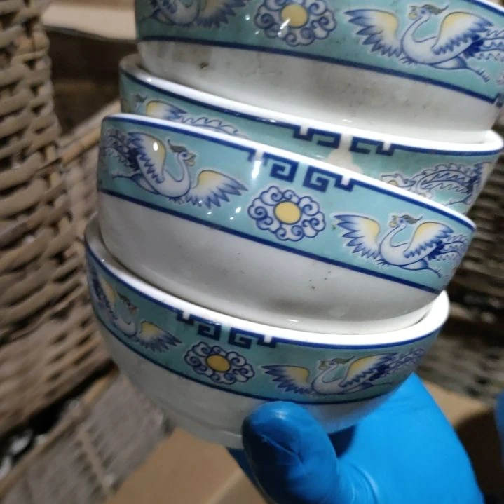 摆件陶瓷盘子碗啥都有