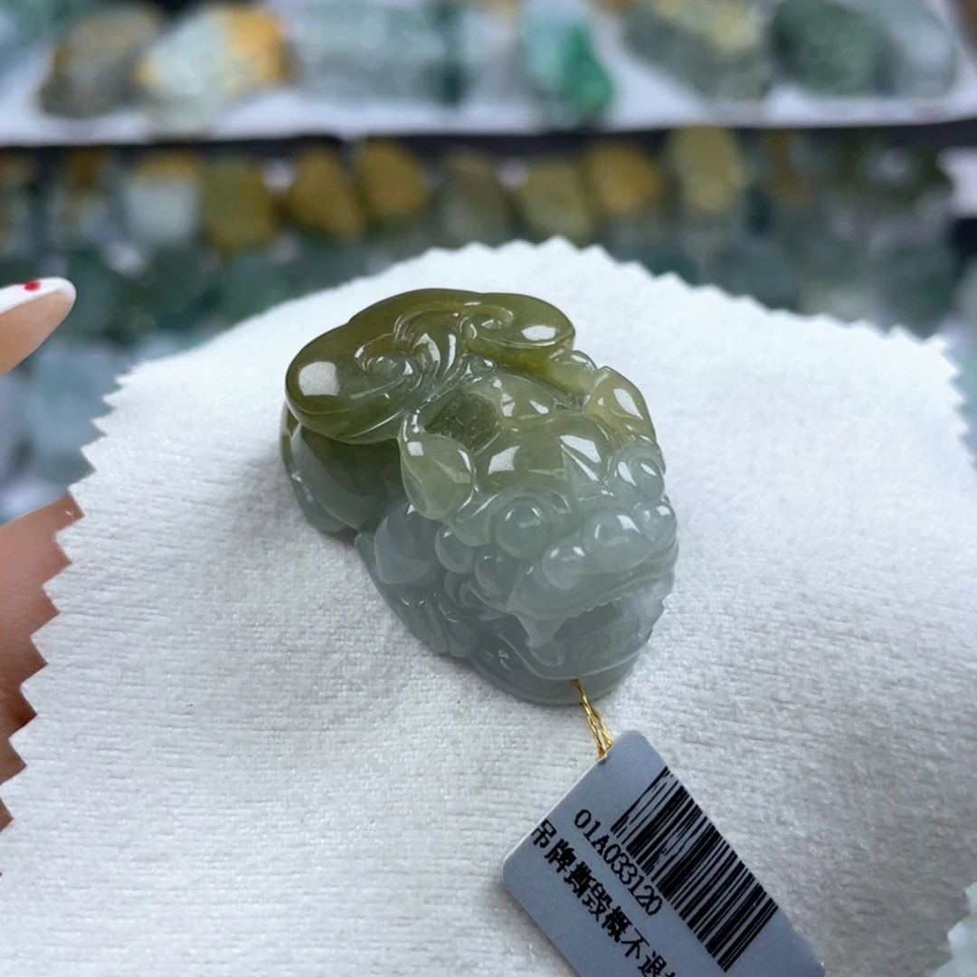 颈饰未镶嵌翡翠貔貅32