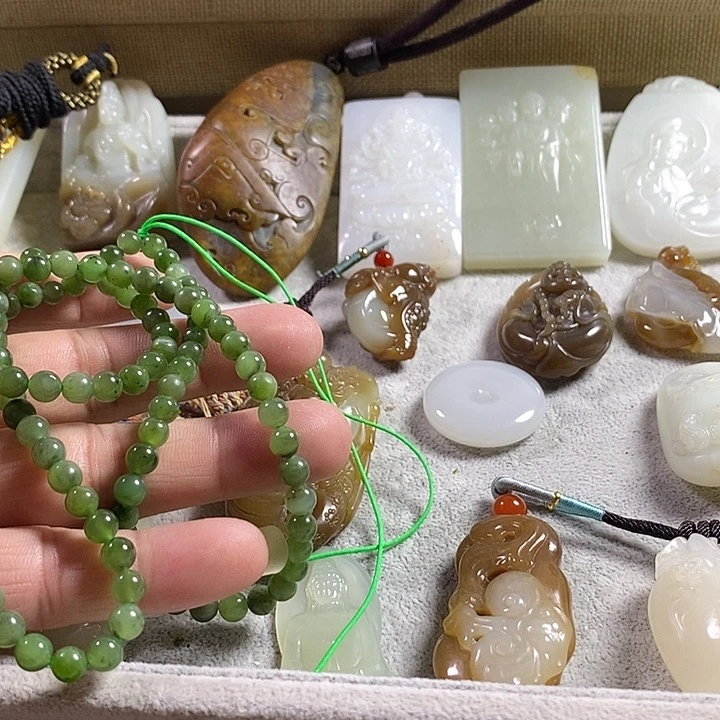 手链未镶嵌和田玉（糖玉）