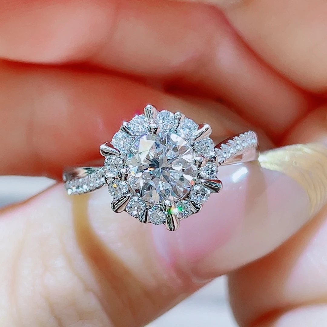 实验室培育钻石铂Pt950镶嵌1ct 重金7克多扭壁戒指  14号