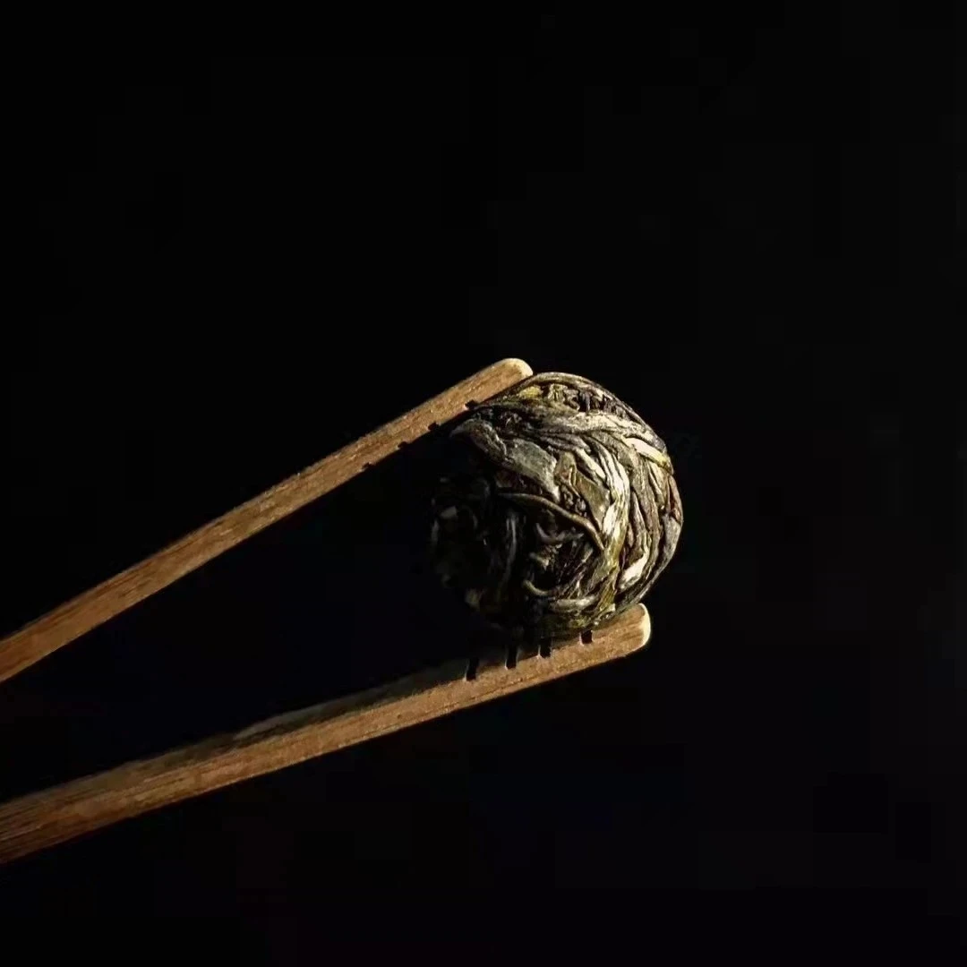 2021年小户赛拉古寨春茶8克龙珠（一份20颗）