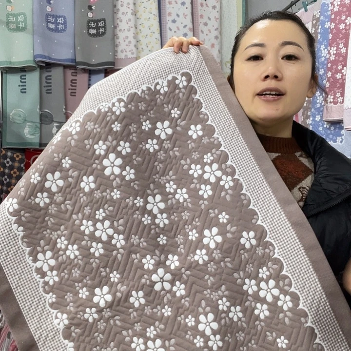 棉特价促销咖色雪花