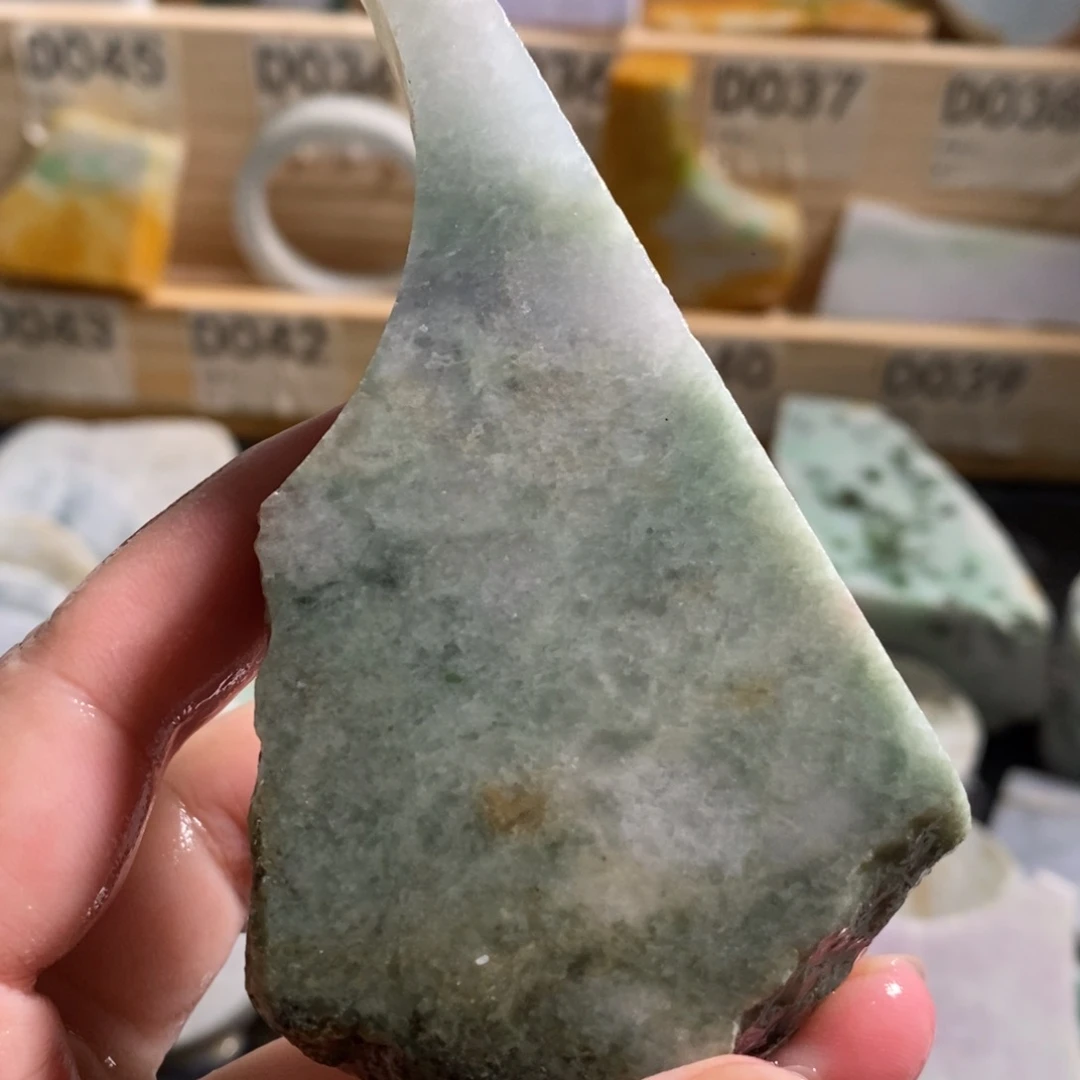 颈饰未镶嵌翡翠天然翡翠