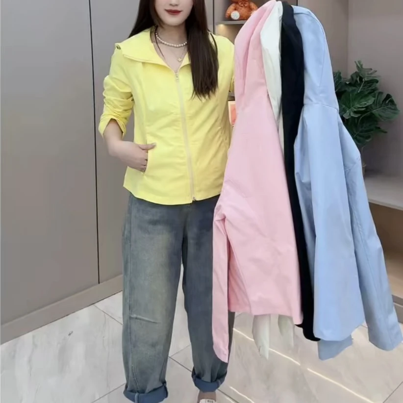 2025时尚大码韩版小众设计感连帽收腰冲锋衣外套