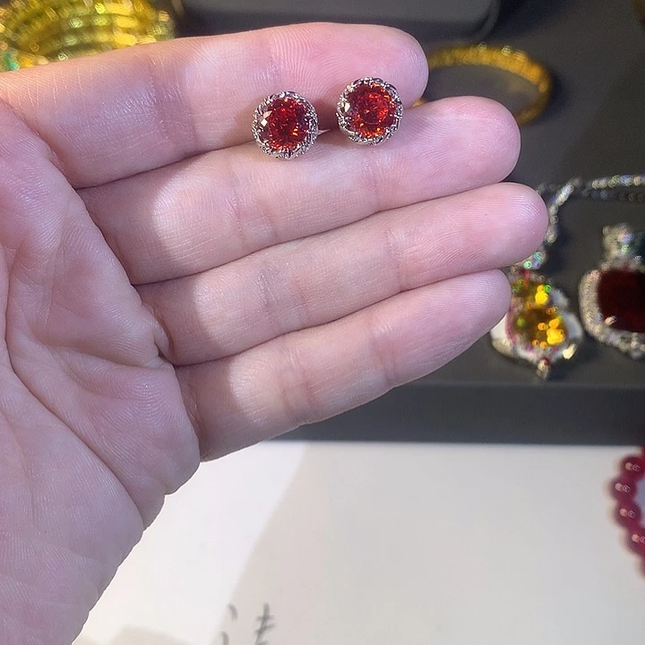 非金属22耳钉。