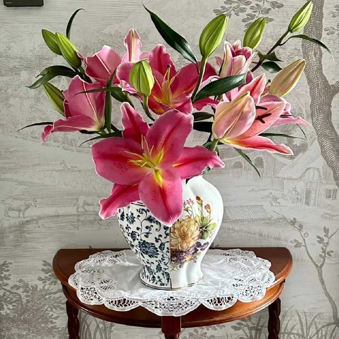 （糖果）香水百合大花朵高贵大气东北鲜花产地顺丰包邮