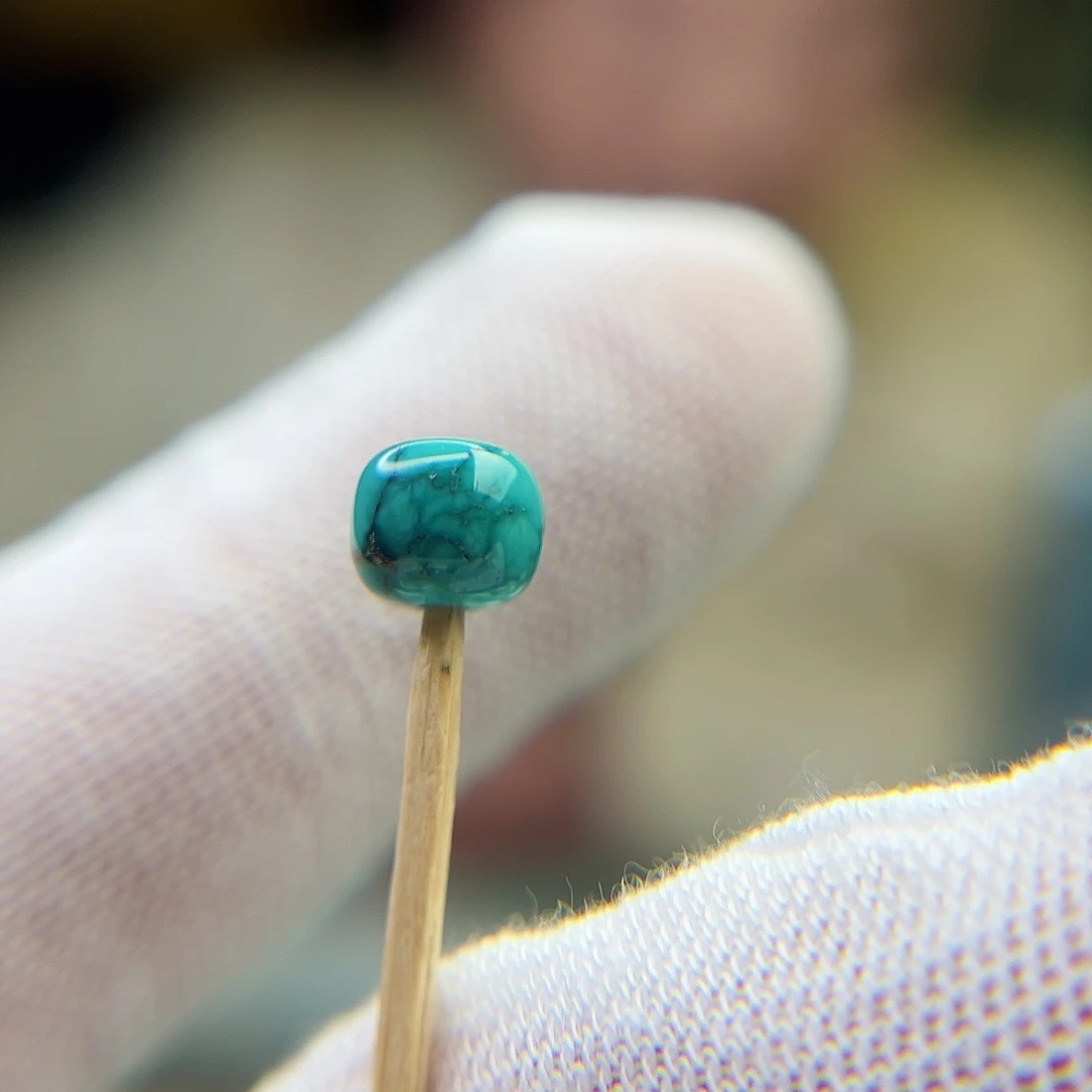 绿松石珠宝奇石未镶嵌6.9x6