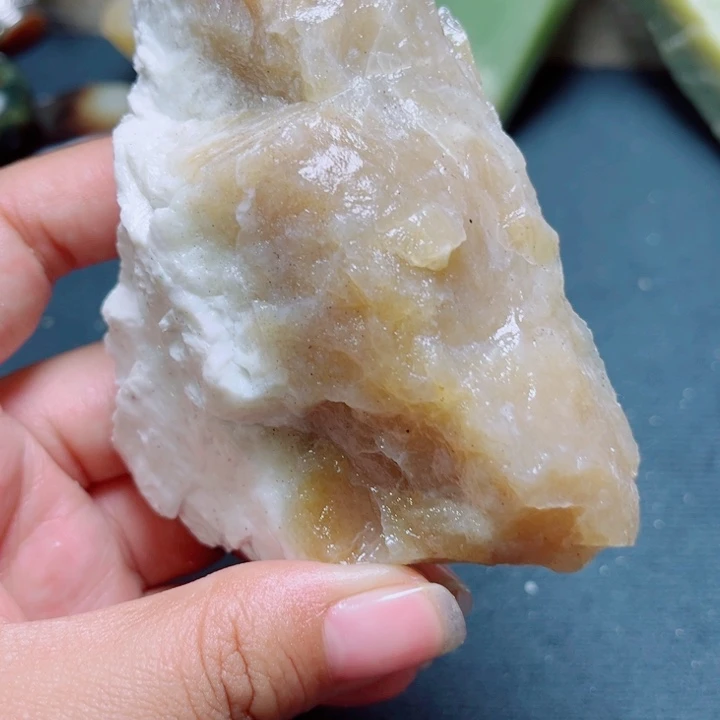 和田玉未镶嵌珠宝奇石