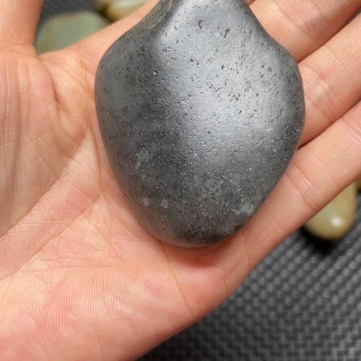 和田玉未镶嵌车挂