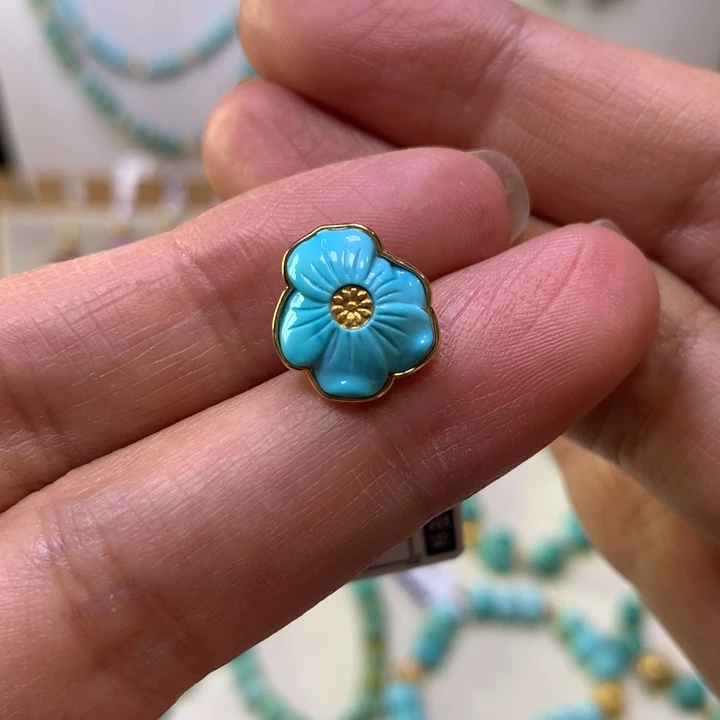 绿松石18K金镶嵌花卡子